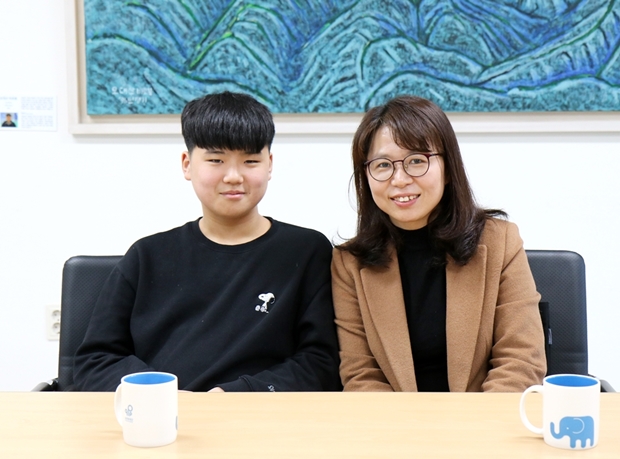 가족 중 푸르메재단에 기부를 한 첫 타자는 필홍이입니다.