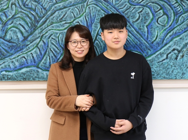 '예쁜이' 아들들이 치열한 사회에서 행복하게 살아내길 바라는 혜정 씨.