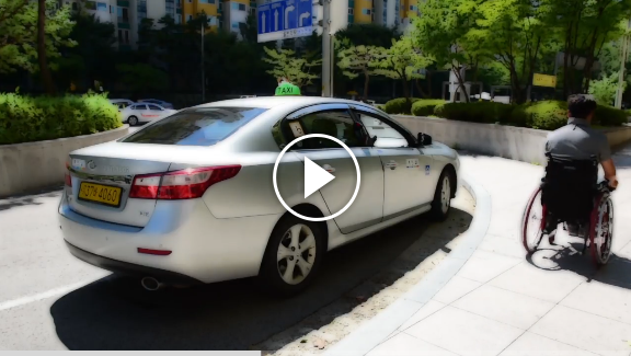 동영상 2 - 토도드라이브를 스마트폰으로 작동하는 모습