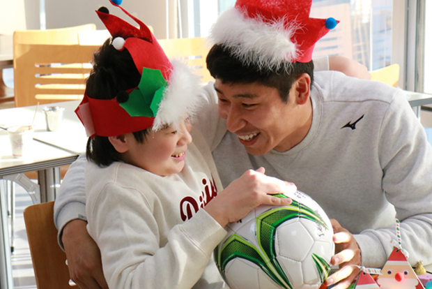 ‘효성과 함께하는 2017 푸르메 작은음악회’에 함께한 축구 국가대표 이근호 선수 
