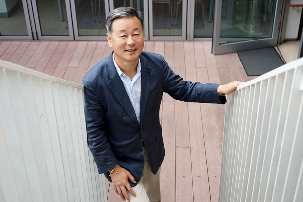 ▲ ‘1m당 1원’ 걷기를 통해 나눔을 실천하는 한익종 기부자.