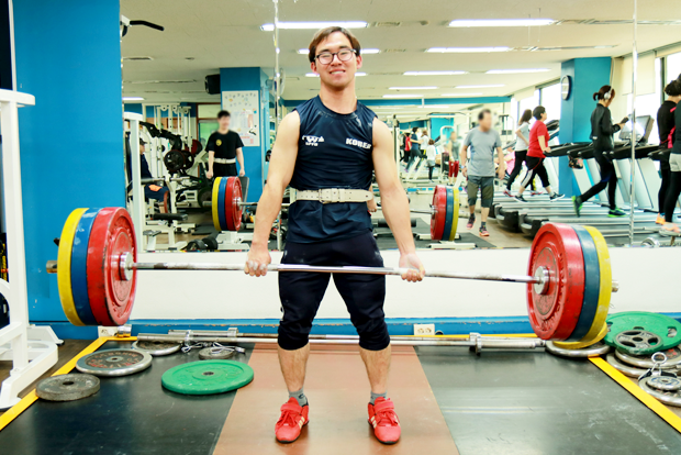 지적장애인 역도 선수로 활약 중인 한영빈 씨