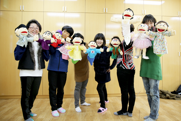 발달장애인의 이해를 돕기 위해 별별커뮤니티 권익옹호활동가들이 만든 인형극