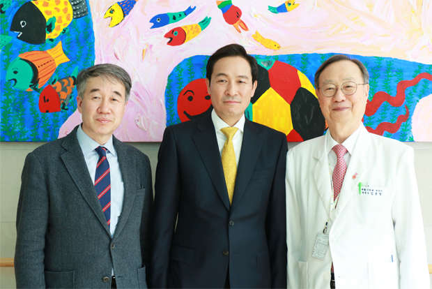 푸르메어린이재활병원을 찾아 장애어린이를 응원한 우상호 의원