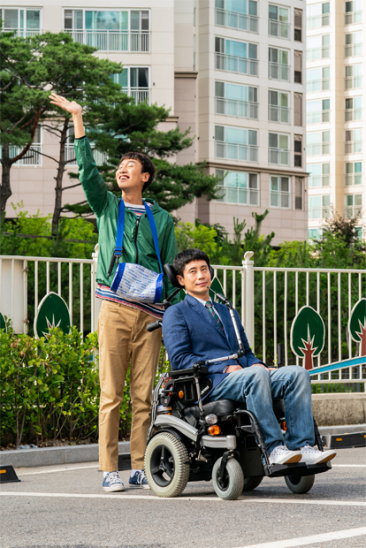 장애인과 비장애인이 함께하는 삶을 그린 영화 ‘나의 특별한 형제’ (출처 : 다음 영화)