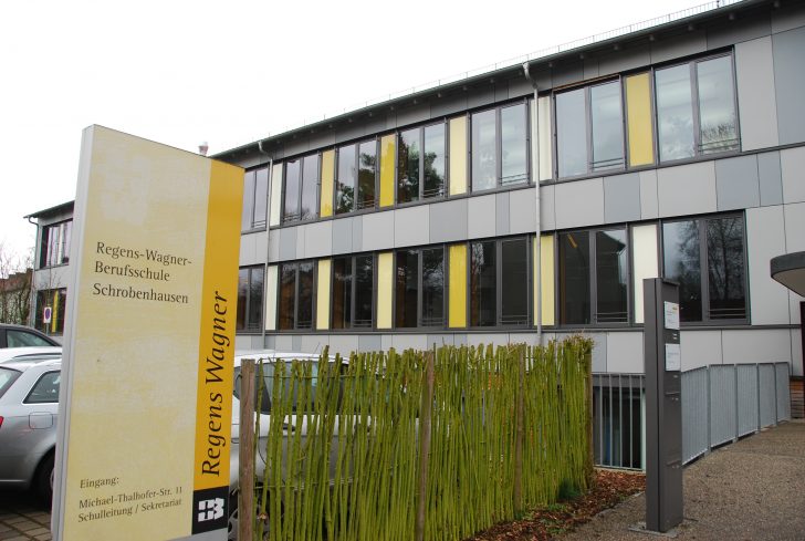 ▲ 독일 남부 슈로벤하우젠에 위치한 레겐스 바그너 직업학교의 전경