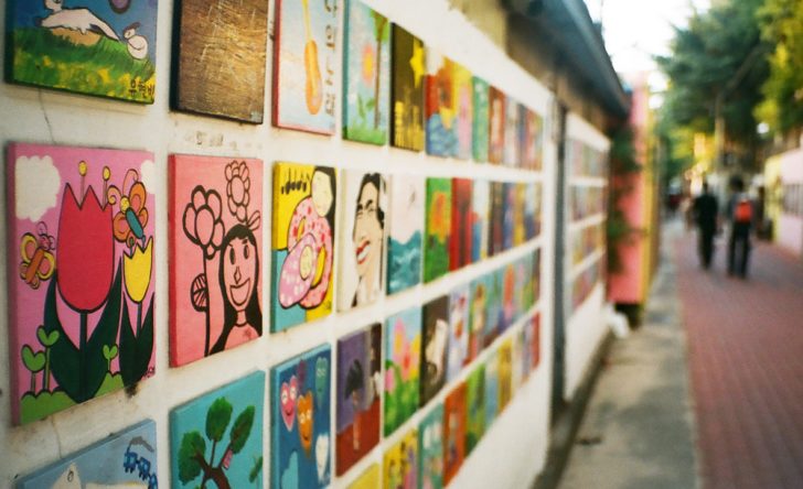 ▲ 대구 방천시장에 조성된 ‘김광석 다시 그리기 길’