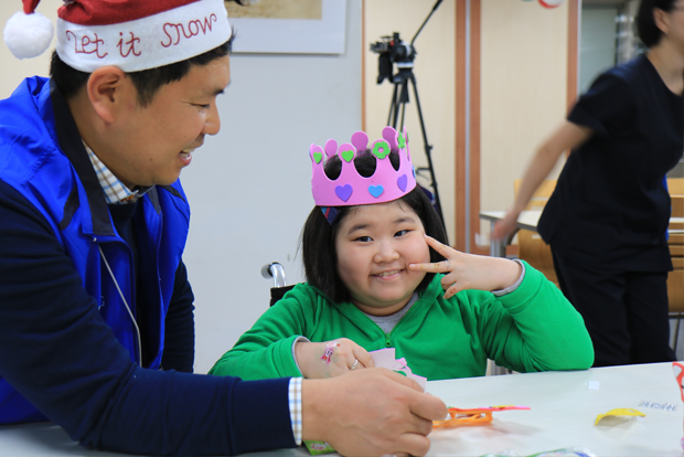 꾸준한 재활치료로 점점 나아지고 있는 지우