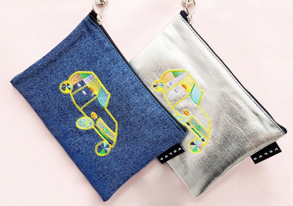 볼보코리아는 무상점검 및 유상수리 고객에게 마포 푸르메직업재활센터의 발달장애인 디자인공작소 ‘아텐토’와의 협업으로 제작한 파우치를 증정한다 [사진제공=볼보코리아]