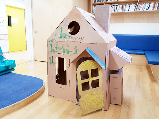 곽나연 종이 건축가가 무독성 강화 골판지로 제작한 종이집