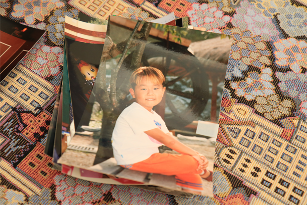 세상에서 엄마의 웃는 모습을 가장 좋아했던 영석이의 어릴 적 모습.