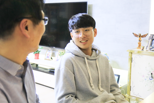 성인이 되면 기부와 봉사를 넓혀가고 싶다는 정홍찬 군