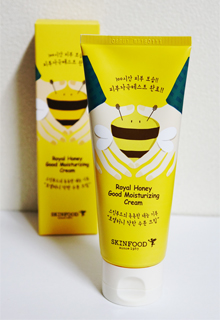 ▲ 화상환자를 위해 스킨푸드와 공동으로 개발한 저자극 고보습 수분크림