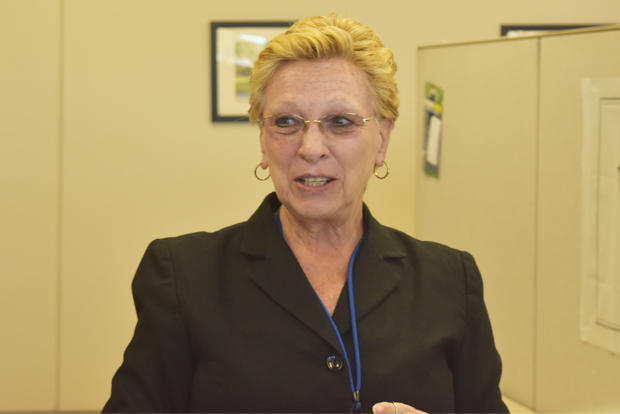 웬디 라이 에이어스 원장