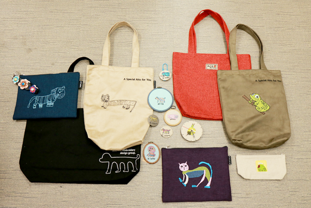 마포푸르메직업재활센터 발달장애인의 그림으로 디자인한 패션 소품