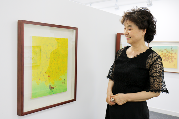 20년 동안 차곡차곡 그려온 작품들로 전시회를 연 권말순 님