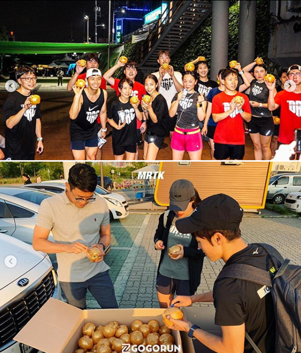 돼지저금통을 받은 러너들(위)과 저금통을 배포하고 있는 MRTK 팀원들 (출처 : MRTK 인스타그램) 