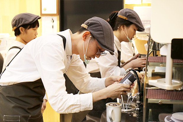 올해 첫 출전한 인천공항점 바리스타들