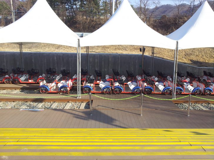▲ 레일바이크가 늘어선 체험장