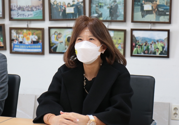 최현숙 IBK캐피탈 대표이사가 뇌성마비 어린이들에게 응원의 메시지를 전합니다.