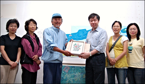 ▲ 2006년 판화 기부식